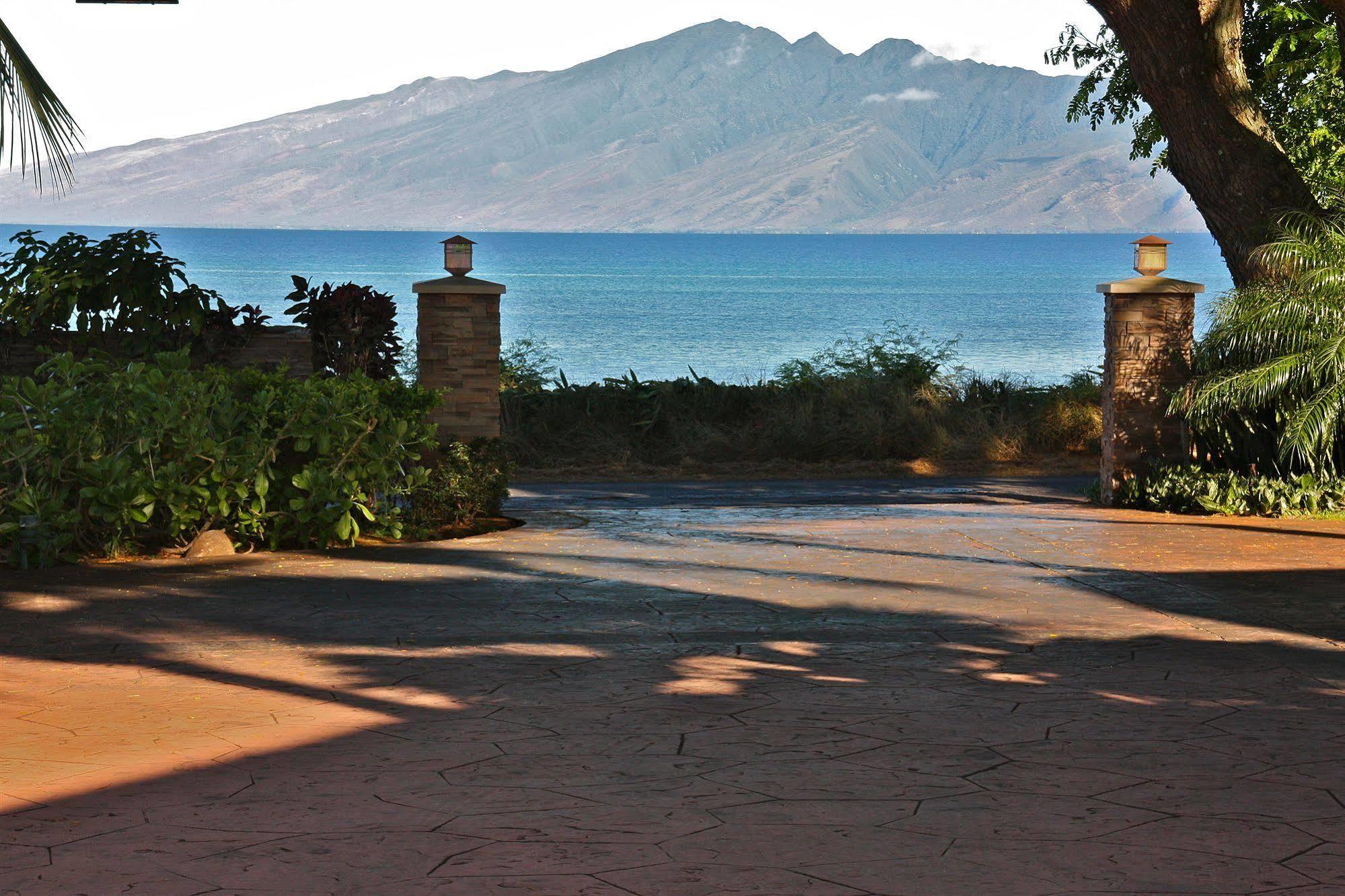 Maui Beach House B & B Kahana Bagian luar foto