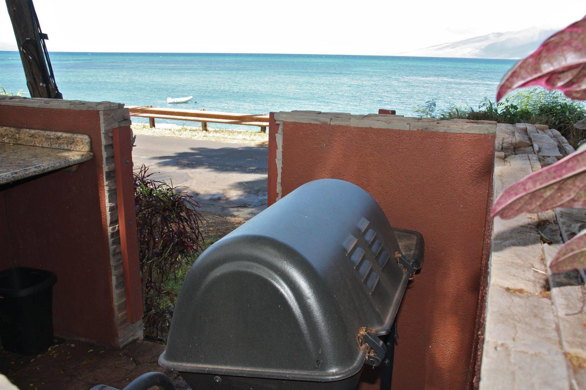 Maui Beach House B & B Kahana Bagian luar foto
